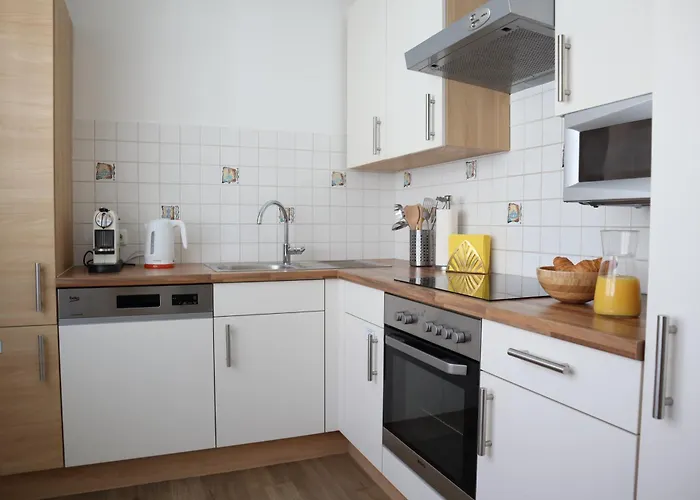 Apstay Station I Private Parking I Self Check-in Apartamento Graz